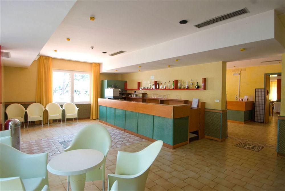 Hotel Gregory Мілано-Маріттіма Екстер'єр фото