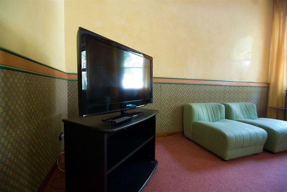 Hotel Gregory Мілано-Маріттіма Екстер'єр фото